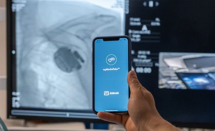 Defibrylacja przez bluetootha