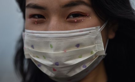 Rzecznik WHO: Koronawirus dosłownie puka do naszych drzwi