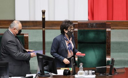 Marszałek Sejmu nie pozwoliła na odtworzenie z mównicy hymnu UE
