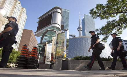 Policja patroluje ulice Toronto przed szczytem G20