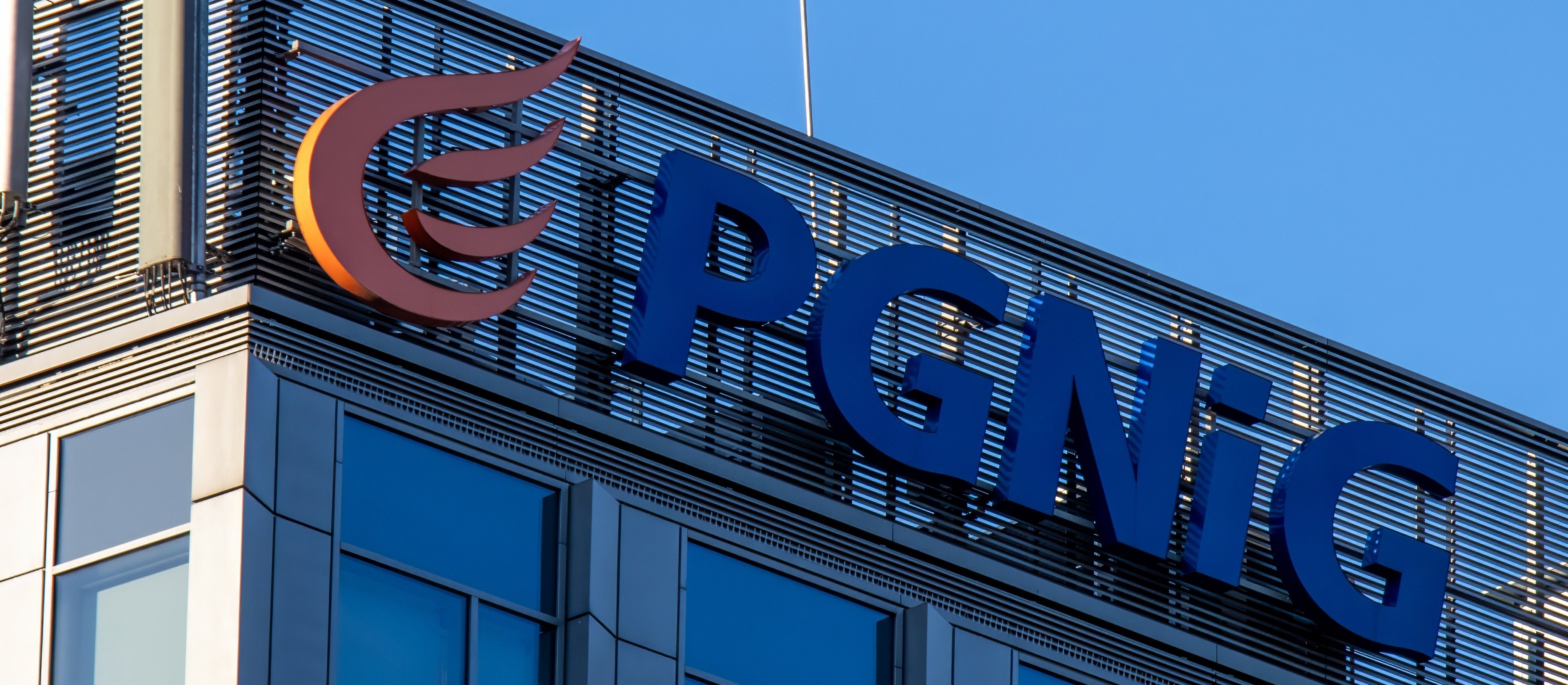 Orlen niechętnie informuje o korzyściach płynących z połączenia z PGNiG