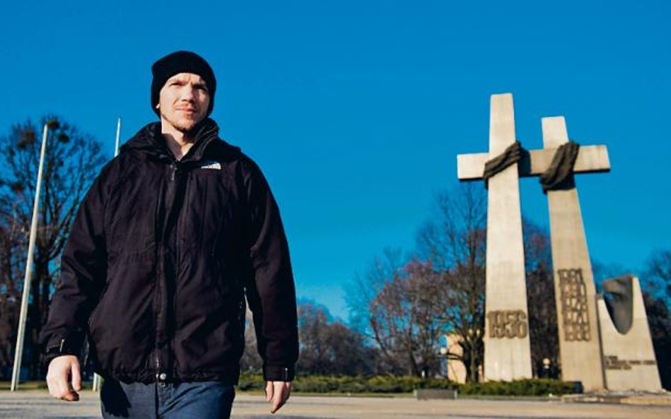 Jan Komasa, reżyser „Sali samobojców” i „Miasta’44” zadebiutuje widowiskiem „Ksenofonia”