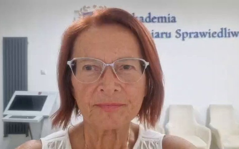 Posłanka Maria Kurowska jest jedyną osobą odpowiedzialną za sytuację, w której sama się postawiła.