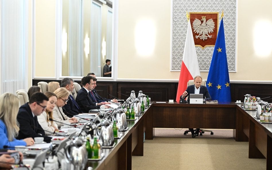 Premier Donald Tusk na posiedzeniu rządu