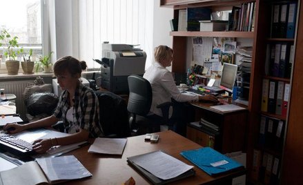 Dlaczego Polacy chcą pracować w urzędach