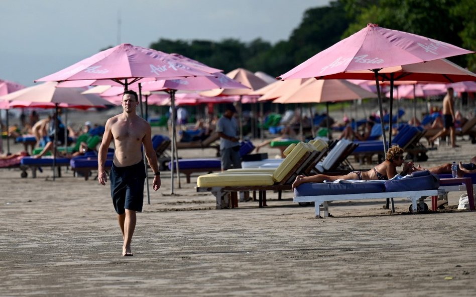 Wyjazdy pokolenia Z zaczynają się w internecie, ale kończą osobistym kontaktem