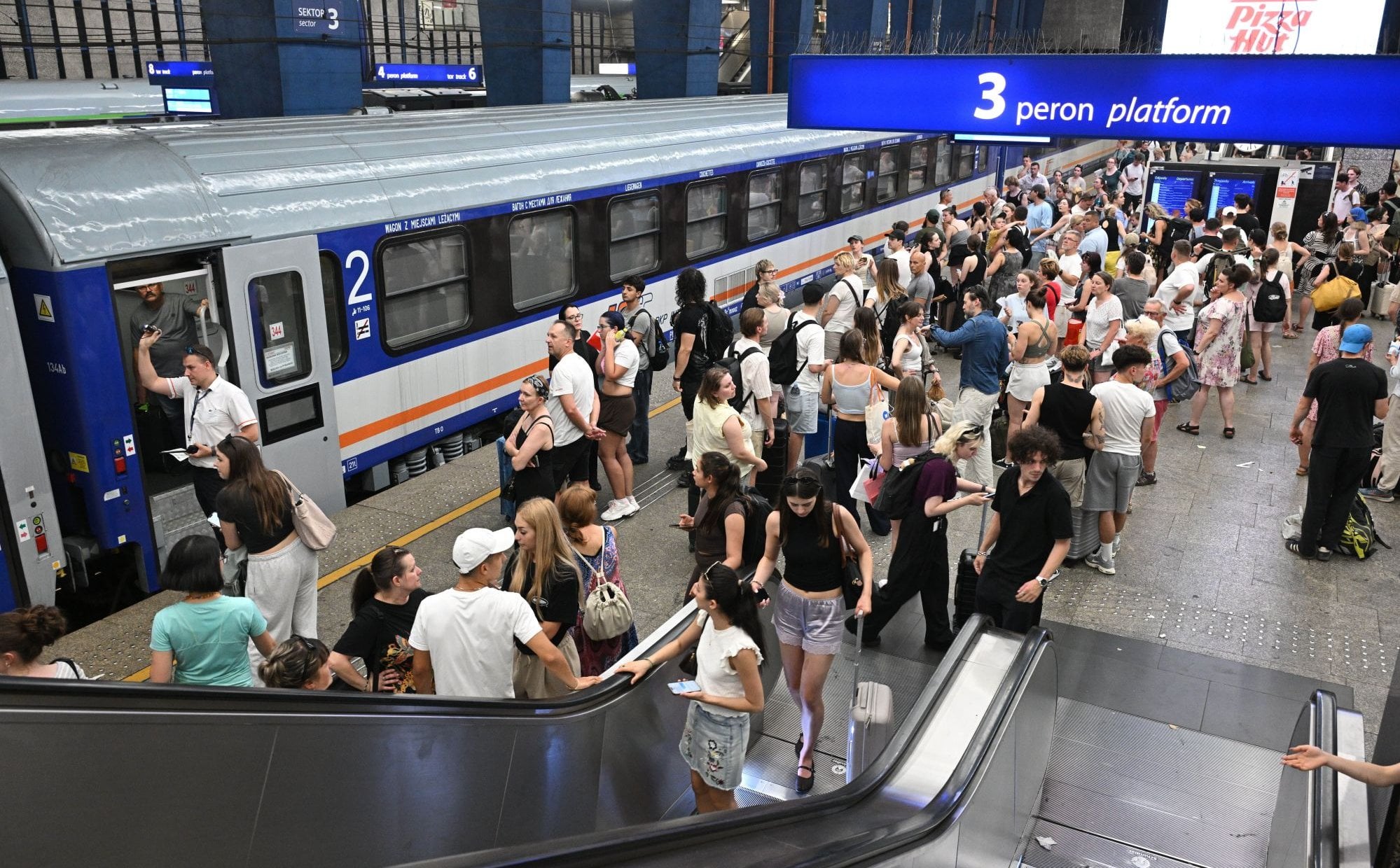 PKP Intercity przyspiesza. Więcej pociągów i nowy rekord pasażerów
