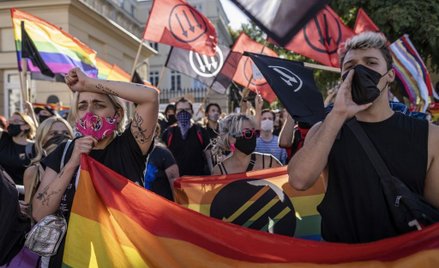 Joanna Szczepkowska: Dwie strony ulicy