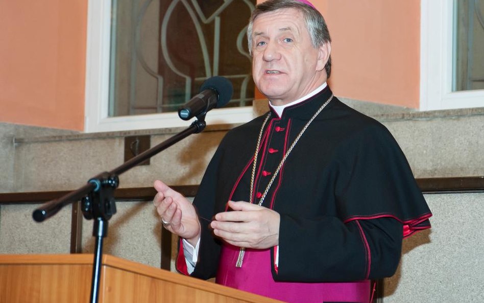 Abp Andrzej Dzięga