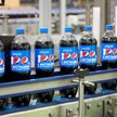 Butelki Pepsi w całości z odzyskanego plastiku
