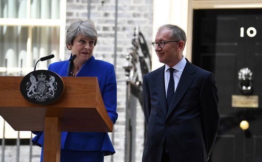 Theresa May dziękuje swojemu mężowi Philipowi za wsparcie