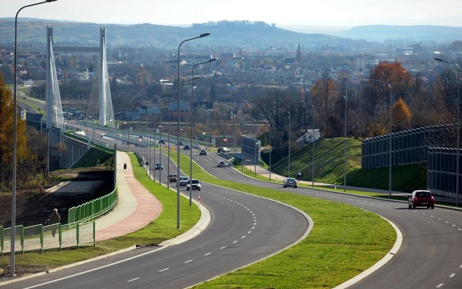 Zamrożone 4 mld euro na drogi