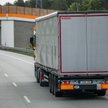 Eksport-import: Sprzedający płaci za transport, a kupujący ponosi ryzyko
