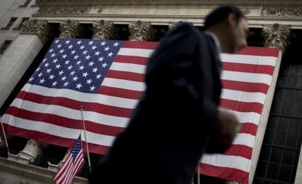 USA: zatrudnienie spadło o 20 mln