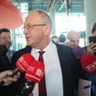 Marian Kmita w drodze na posiedzenie zarządu Polskiego Komitetu Olimpijskiego w Centrum Olimpijskim