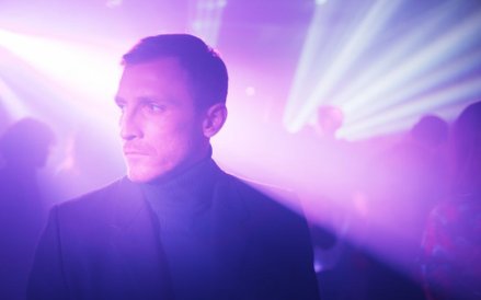 "Ślepnąc od świateł"