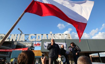 Lenin na bramie Stoczni Gdańskiej wywołuje ogromne emocje