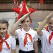 Po rosyjskiej aneksji Krymu na półwysep powracają tradycje komunistyczne. Na zdjęciu: pionierki z Sy