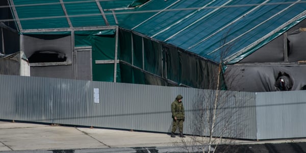 Rosyjski kolaborant twierdzi, że Ukraińcy próbowali zaatakować hangar z wrakiem Tupolewa w Smoleńsku