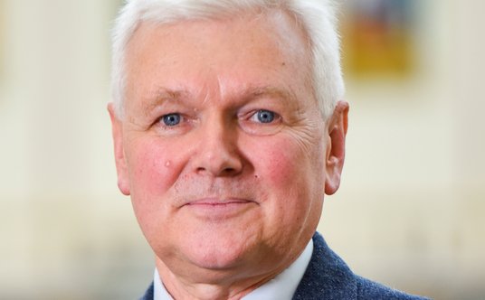 dr hab. Jacek Sierak