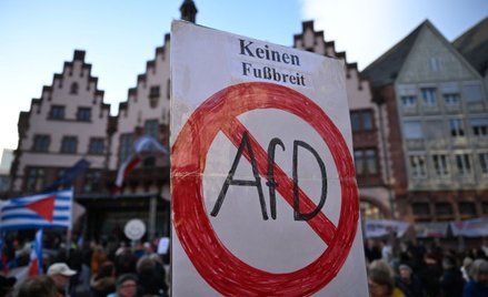 Demonstracja przeciwko rasizmowi i polityce skrajnie prawicowej AfD, 5 lutego, Frankfurt nad Menem