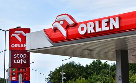 Kasjerzy na stacjach Orlen zarabiają od około 3,7 do 5 tys. zł netto miesięcznie
