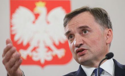 Minister sprawiedliwości, prokurator generalny Zbigniew Ziobro podczas konferencji prasowej w siedzi