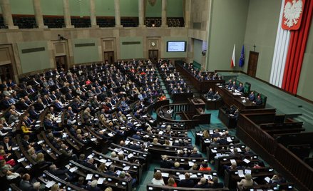 Sejm uchylił immunitet Zbigniewowi Ziobrze w odniesieniu do wszystkich 26 zarzutów, które chce mu po