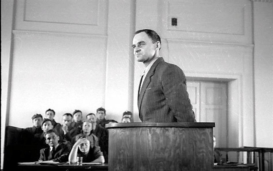 Aż do końca zimnej wojny losy Witolda Pileckiego, w tym śmierć w 1948 r. z rąk komunistów (na zdjęci
