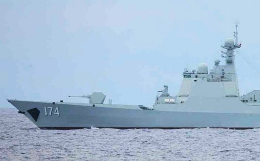 Chiński niszczyciel typu 052D