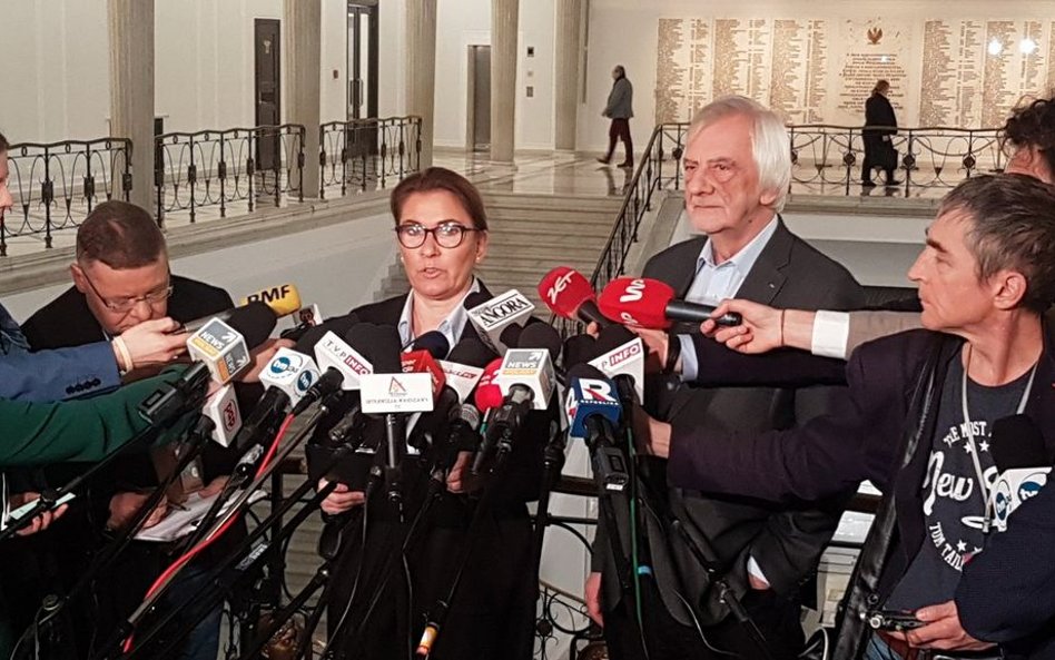 Beata Mazurek: Tekst jest niewypałem. Kolejna odsłona wojny