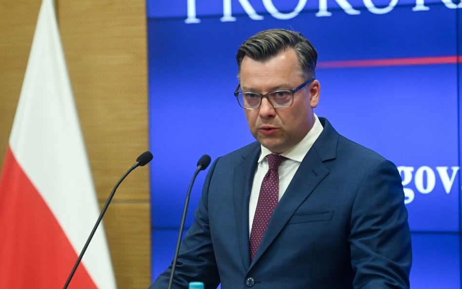 Rzecznik Prokuratury Krajowej Przemysław Nowak na konferencji prasowej w siedzibie Prokuratury przy 