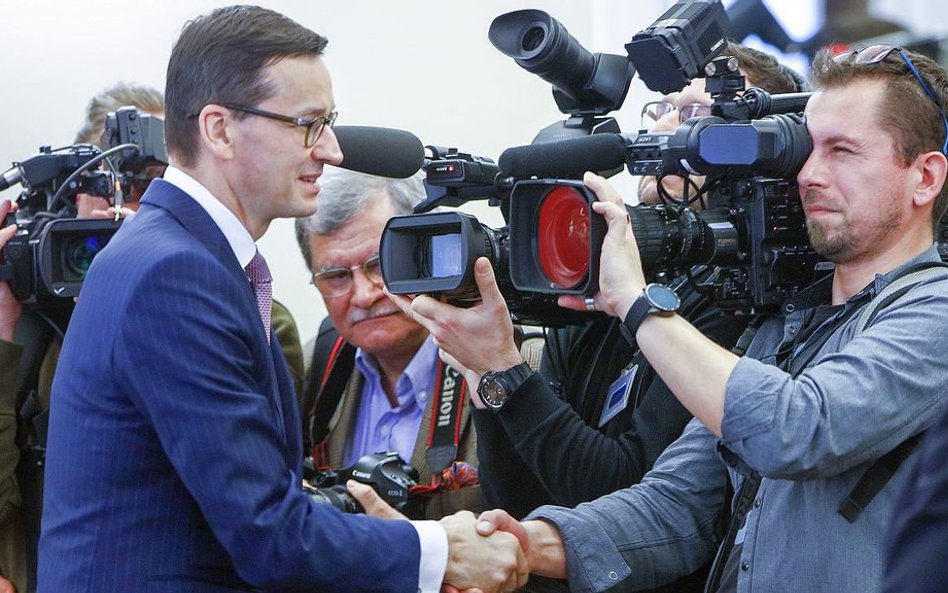 Premier chce wiedzieć, ile spółki wydają na reklamę w mediach. "Zwiększenie transparentności wydatków"