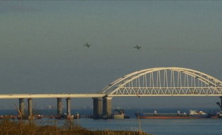 Rosjanie kontrolują statki na Morzu Azowskim