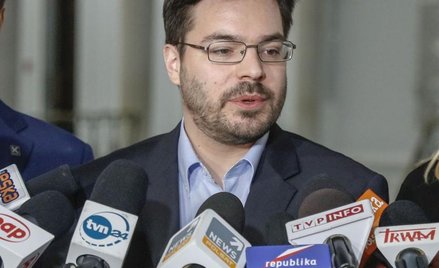 Uchwalanie dnia wolnego w ostatniej chwili to robienie niepotrzebnego chaosu