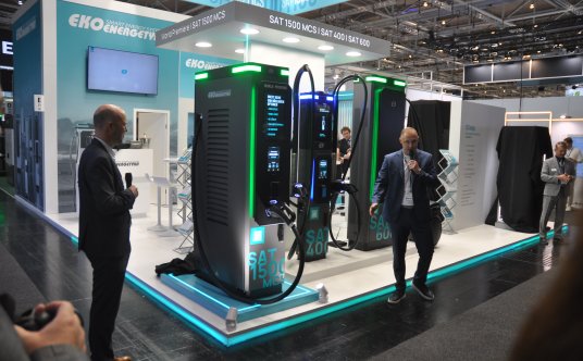 Najmocniejsza ładowarka świata o mocy 1440 kW, wyprodukowana przez zielonogórską Ekoenergetykę.