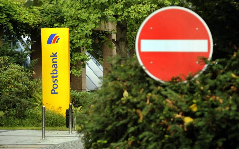 Deutsche Bank nie może sprzedać Postbanku