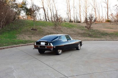 Nietypowe nadwozie ma wyjątkowo niski współczynnik oporu powietrza Cx = 0,339w.