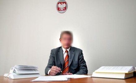 Notariusz ma doradzać tym, którzy o to proszą, ale nie nagabywać