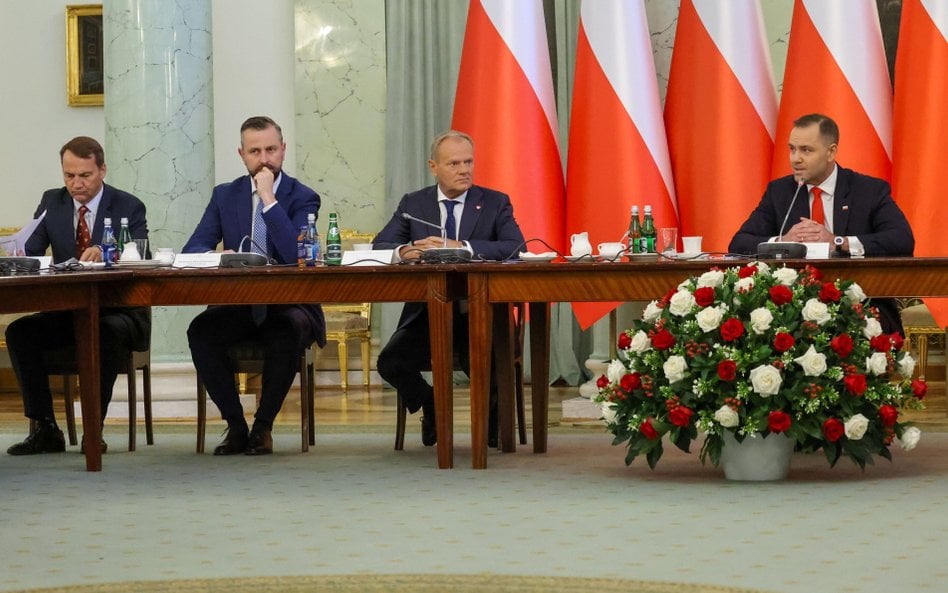 Radosław Sikorski, Władysław Kosiniak-Kamysz, Donald Tusk i Karol Nawrocki