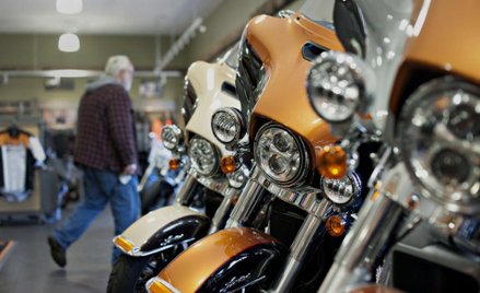 Motocykle zyskają wymienne baterie