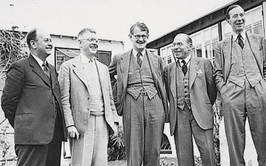Uczestnicy konferencji w Hamilton. Od lewej: George Hall, Harold W. Dodds, Richard K. Law, Sol Bloom