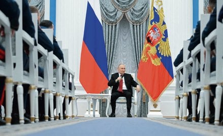 Władimir Putin na spotkaniu z weteranami uczestniczącymi w programie „Czas Bohaterów”, z których dyk