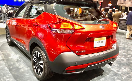 " Nissan Kicks"