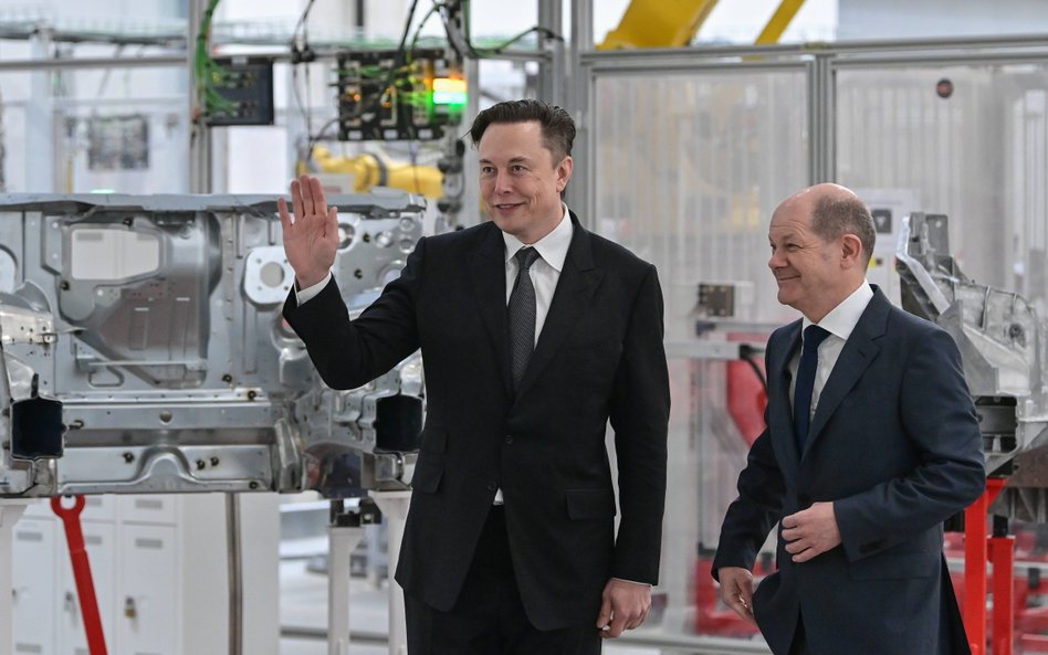 Elon Musk i kanclerz Niemiec Olaf Scholz