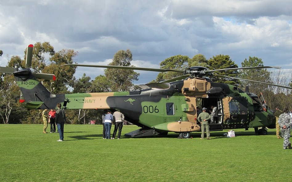 Jeden z australijskich śmigłowców Taipan