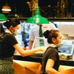 Antyszczepionkowcy wzięli na cel restauracje. Ataki w sieci