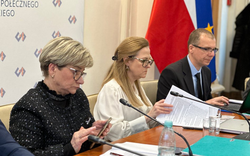 Spotkanie w sprawie uzdrowienia finansów ochrony zdrowia zakończyło się impasem