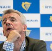 Ryanair zwalnia pilotów, prezes dostaje premię