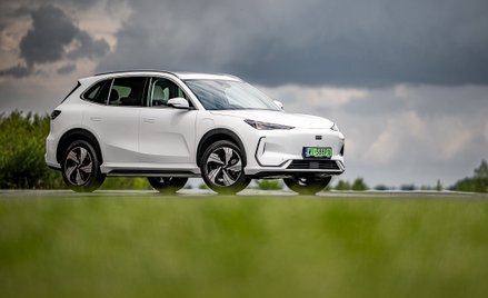 Geely EX5 otrzymał prestiżową nagrodę Red Dot 2025 za design
